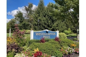 A highly sought after Southampton model in the prestigious Westhampton Pines, a 55 gated community is new to the market !