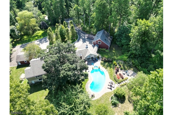 2) 51649-67574e553111a.jpg