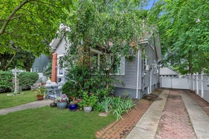 Great For Multi Generational Living !