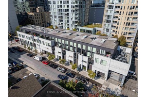 Experience luxurious, modern living in this 1 bedroom, 2 bathroom loft condo in the heart of Centretown, part of the exclusive Tribeca Lofts by Claridge.