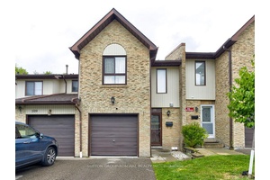 Beautiful, well maintained 3 bedroom townhouse with 1 bedroom finished basement, including 3pc washroom.