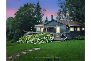 AFFORDABLE TURNKEY WATERFRONT COTTAGE !