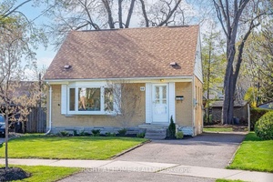 Welcome to Woodbury Place in the heart West Alderwood !