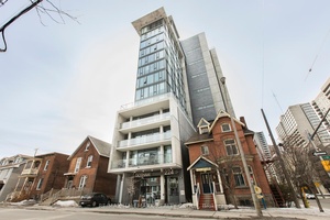 Step into Unit 905, and experience stylish downtown living at its finest.