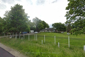 PRICED TO SELL..... Fully Renovated Home on a 1.