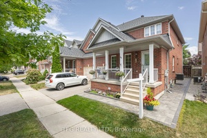 Rare 4 Bedroom Semi in Sought After Wismer 1899 Sq Ft !