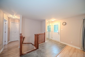 Welcome to 1127 Rollin ! Nestled in the quiet countryside of Saint Pascal Baylon, this charming 2 bedroom, 2 bath bungalow offers cozy country living with a modern touch.