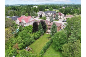 Fabulous South Richvale, Richmond Hill Location !