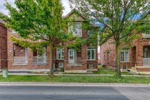 Well Kept, Newly renovated Freehold Townhouse, Step To Top Range School Pierre Trudeau School.