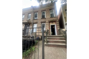 BUILDABLE TWO FAMILY DELIEVERED VACANT.
