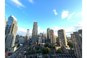 Fabulous Location Yonge amp ; Bloor !