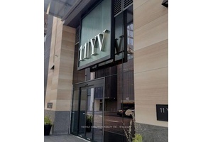 Welcome to The Gem of Yorkville !
