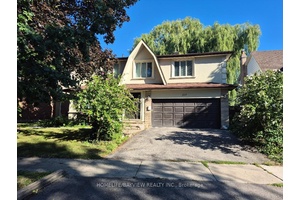 Welcome to the beautiful main and 2nd floor of this charming, detached two story house in the heart of Richmond Hill, Mill Pond neighborhood !