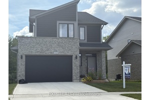 Welcome to this gorgeous ravine house nestled in the Summerside Neighbourhood which is Southeast corner of the city and close to 401.