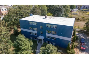 Step into easy, carefree living with this bright and welcoming 2 bedroom, 1 bath condo, perfectly located near Parry Sounds brand new super school and just a short stroll to ...