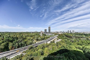 Luxurious Condo Scenic 3 By Aspen Ridge Easy Access To Ttc, Lrt Station, Dvp, Sunnybrook Park, Shops, Supermarket amp ; Restaurants Immaculate 2 Bedroom Suite W Large Terrace amp ; ...