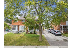 Welcome to Applewood Heights, a high demanding quiet family neighborhood ; solid built by the Shipp family.