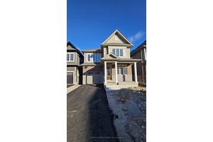 Live in Luxury Brand New 3 1 Bedroom Home in the Heart of Erin Never Lived In !