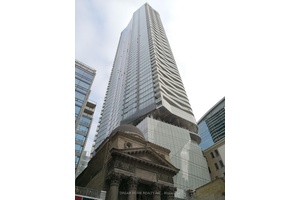 Great Location ! One Bedroom At Massey Tower.