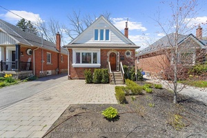 Welcome to this delightful 4 bedroom, 1 bathroom Upper Unit nestled in a highly sought after Westdale, with close proximity to McMaster University.