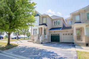 Only Main 2nd Floor, Does not include Basement Stunning 4 Br On A Corner Lot On A Crescent With Lots Of Sunlight amp ; Privacy, Linked Only At Garage, Like ...