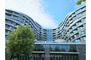 Luxury Waterfront Living at Award Winning Tridel AquaVista.