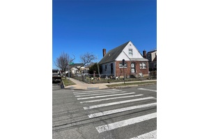 Drive By Only ! Investor Special !