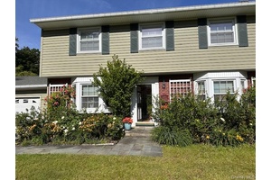 This beautifully maintained single family Colonial and property are waiting for your approval.