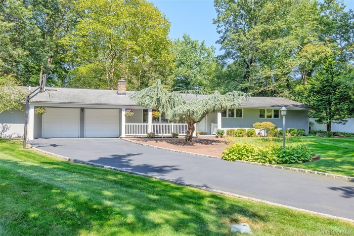 Beautiful Curb Appeal!