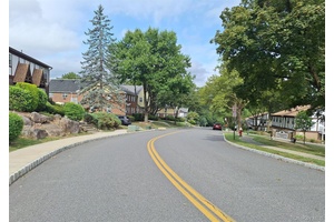 This Condo Style Home Features 3 Bedrooms, 2.