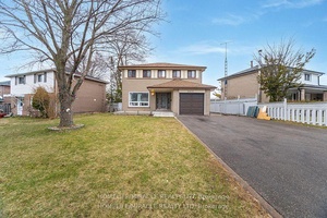Location Location and Location, Absolutely Stunning amp ; Fully Renovated 4 1 Bedroom, 4 Bathroom Home !