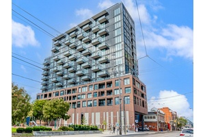 Striking Design in a Prime Location !