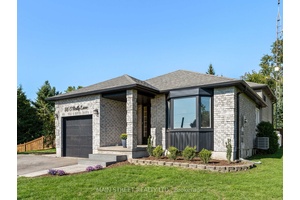 Perfect for first time buyers or downsizers, this lovely family home has lake views and is a short walk to water access boat launch and a great park.