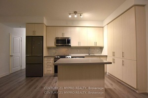 Luxury 4 Year New 1 1 Bedroom, 2 Washroom Condo Unit at Yonge amp ; Hwy 7 !