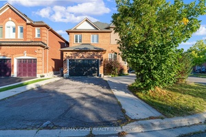 Great price for Corner Lot, Detached 4 B R Home in High Demand Area Fletcher meadow of Brampton.