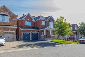 OPEN HOUSE Sept 6 amp ; 7 from 2pm 4pm 1st time on the market amp ; owner occupied since day 1 Almost 3100 sq ft by one of the ...