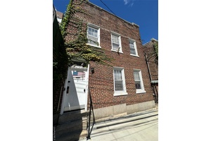 DO NOT MISS OUT ! ! LEGAL 3 FAMILY HOME IN THE HEART OF RIVERDALE !