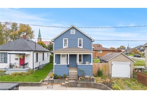 Priced to sell ! Welcome to 55 Albert Street W.