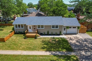 BEAUTIFULLY RENOVATED TOP TO BOTTOM.
