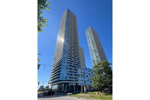 Luxury 2 Bed At The Stunning Transit City 3 East Tower In A Prime Location In Vaughan Metropolitan Centre.