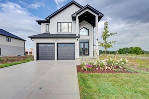 Welcome To This Move In Ready Detached Home In The Sought After Liberty Crossing Community Of South London.