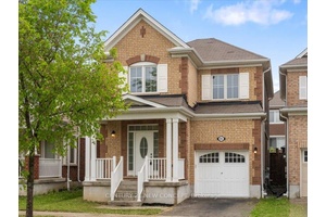 Welcome home to this stunning Detached, 4 bedroom home in a highly sought after family friendly neighbourhood !