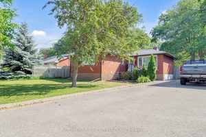 Welcome To This Fully Renovated 3 Bed, 3 Bath Bungalow In Desirable Bronte West On A Prime 60x124 Ft Lot.