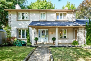 Welcome to 10 Glentworth Rd, a beautiful family home filled with light and love in desirable Don Valley Village.