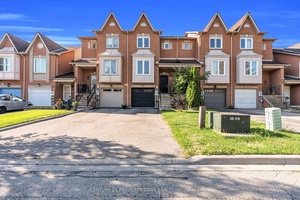 Welcome to this charming 3 bedroom freehold townhouse in the heart of a vibrant, family friendly Vaughan community.