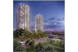 Spacious ! 1 Bedroom Den With Two Full Baths In Desirable Iq Condos.