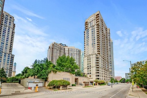 Welcome to this stunning 2 bedroom plus den apartment in the highly desirable Square One area !