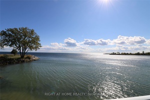 Immaculate Direct Waterfront Executive Lease Opportunity.