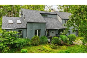 Welcome to 11 Cove a spacious and private 4 bedroom, 2.