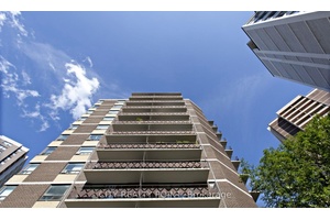 One month FREE RENT on select suites at 55 Isabella Street.